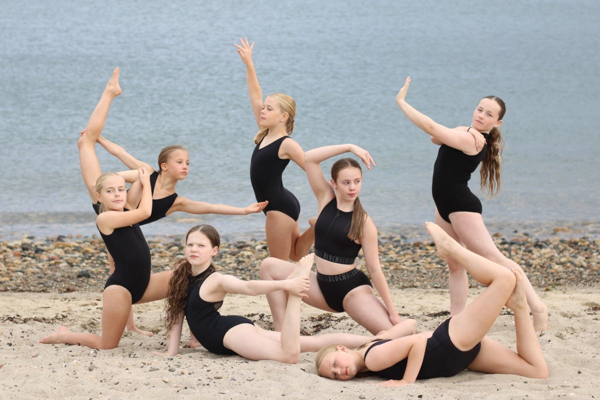 Outdoor Dance Photoshoot
